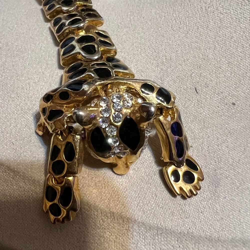 VTG- 1980’s Estate Articulated Panther shoulder brooch - Picture 2 of 9